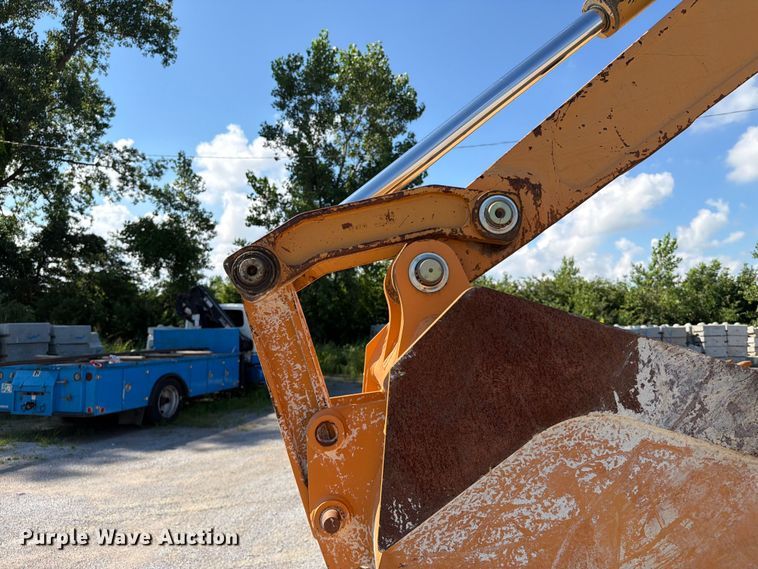 image for item FI0282 1997 Case 580L backhoe