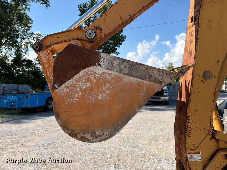 image for item FI0282 1997 Case 580L backhoe