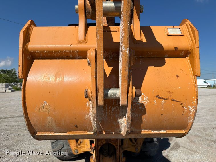 image for item FI0282 1997 Case 580L backhoe