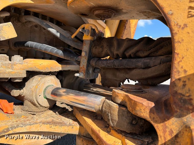 image for item FI0282 1997 Case 580L backhoe