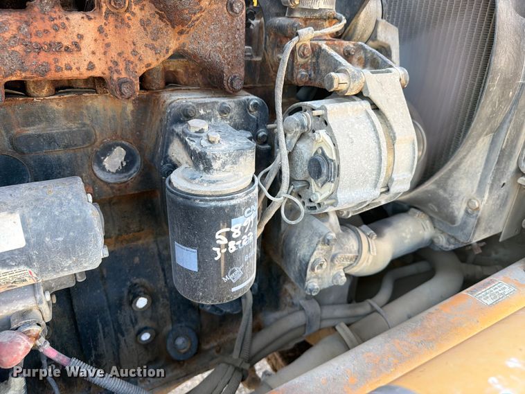 image for item FI0282 1997 Case 580L backhoe