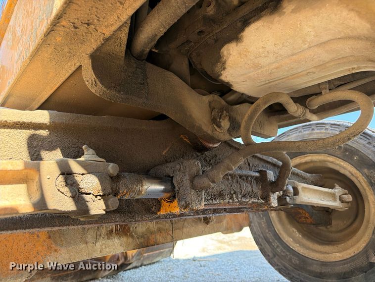 image for item FI0282 1997 Case 580L backhoe