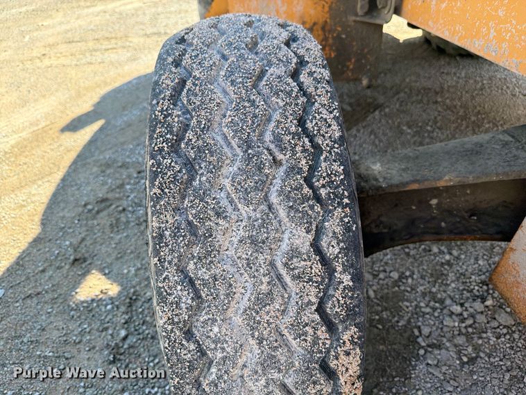 image for item FI0282 1997 Case 580L backhoe