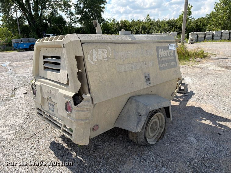 image for item FI0283 Ingersoll Rand R185 air compressor