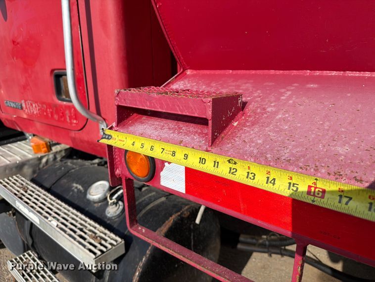 image for item FI0296 2005 Mack CV173 dump truck