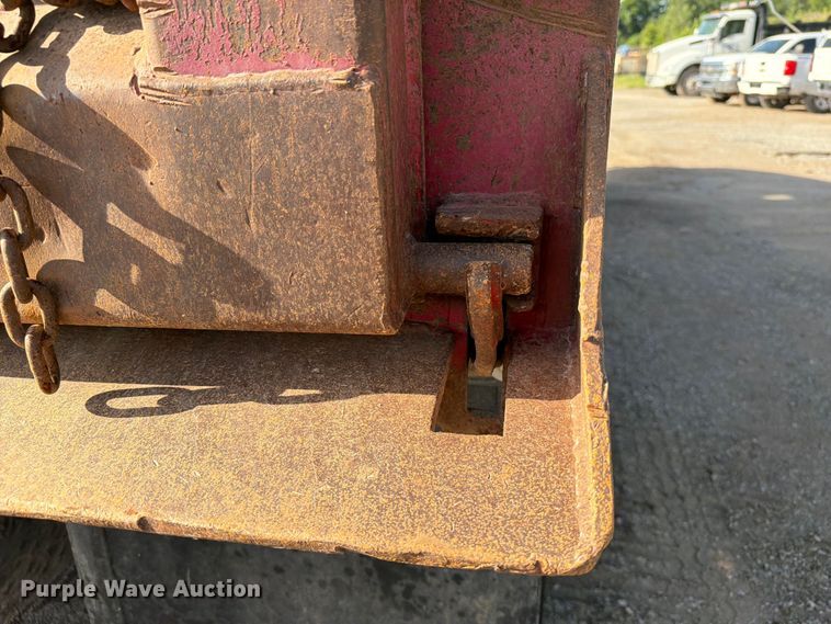 image for item FI0296 2005 Mack CV173 dump truck