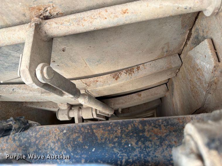 image for item FI0296 2005 Mack CV173 dump truck