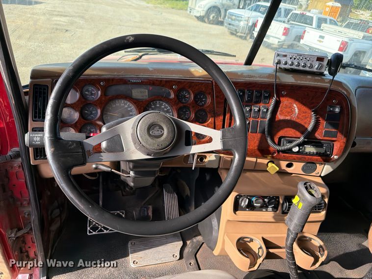 image for item FI0296 2005 Mack CV173 dump truck
