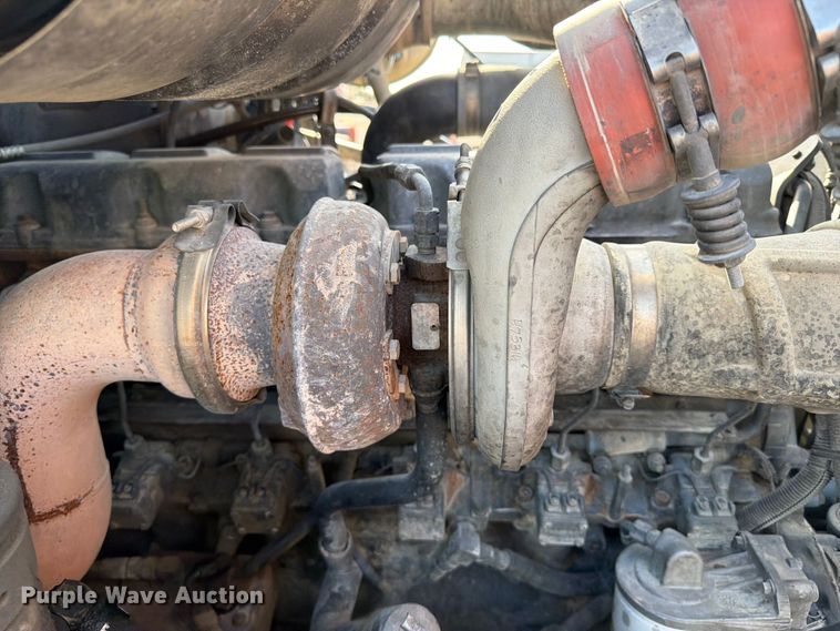 image for item FI0296 2005 Mack CV173 dump truck