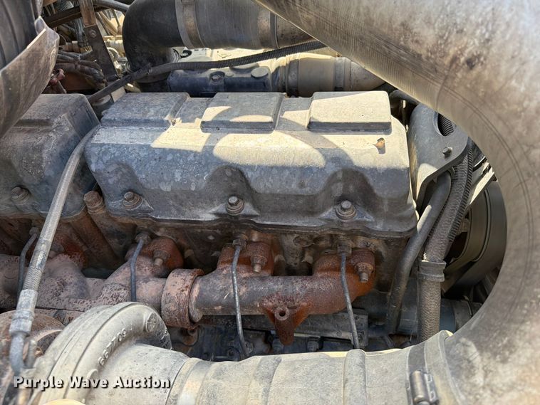 image for item FI0296 2005 Mack CV173 dump truck