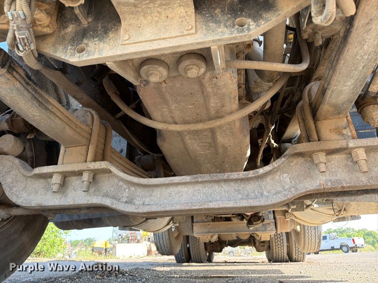 image for item FI0296 2005 Mack CV173 dump truck