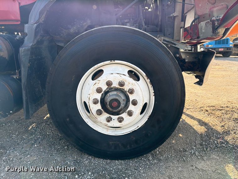 image for item FI0296 2005 Mack CV173 dump truck
