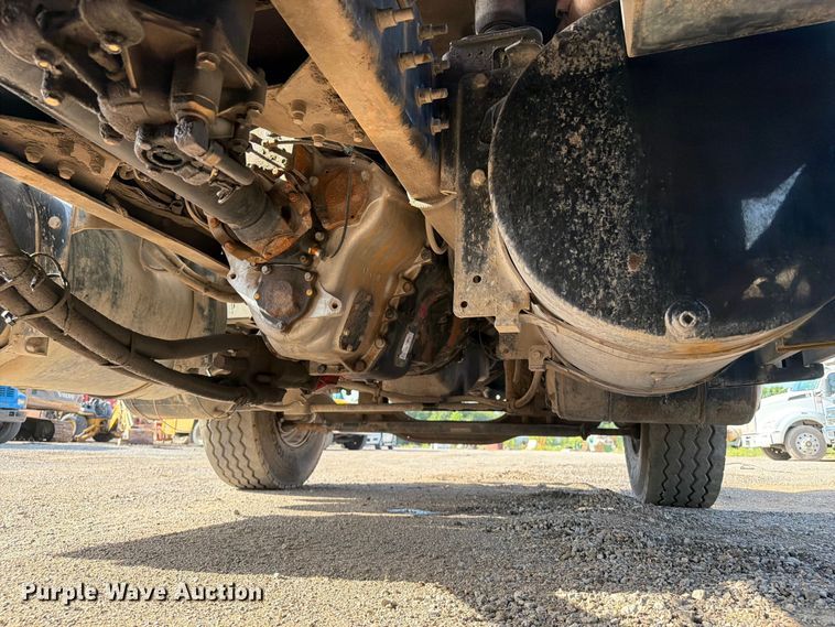 image for item FI0296 2005 Mack CV173 dump truck
