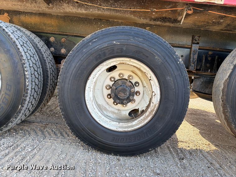 image for item FI0296 2005 Mack CV173 dump truck