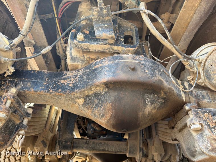 image for item FI0296 2005 Mack CV173 dump truck