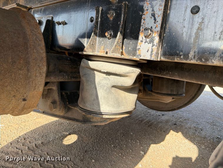 image for item FI0296 2005 Mack CV173 dump truck