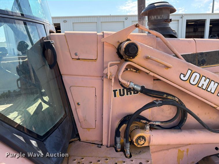 image for item FK3008 1994 John Deere 510D backhoe