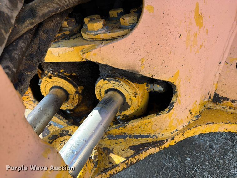 image for item FK3008 1994 John Deere 510D backhoe