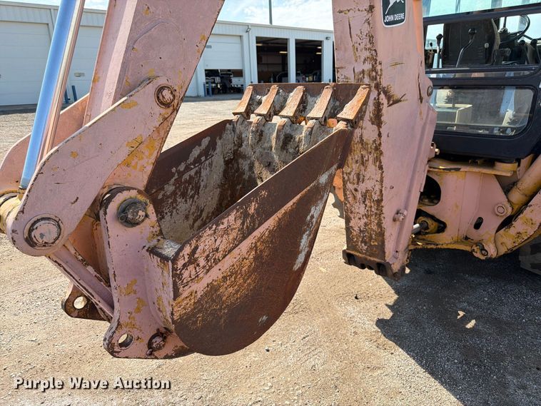 image for item FK3008 1994 John Deere 510D backhoe