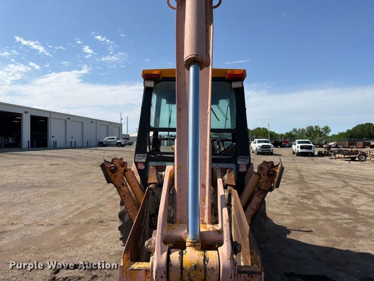 image for item FK3008 1994 John Deere 510D backhoe