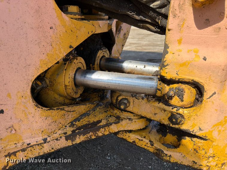 image for item FK3008 1994 John Deere 510D backhoe