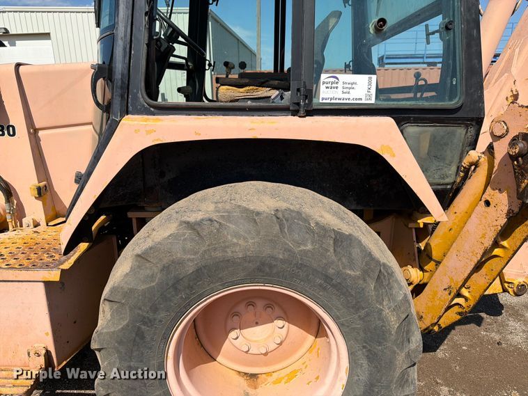 image for item FK3008 1994 John Deere 510D backhoe