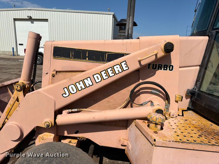 image for item FK3008 1994 John Deere 510D backhoe