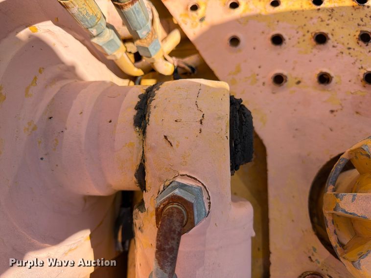 image for item FK3008 1994 John Deere 510D backhoe
