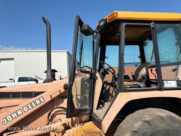 image for item FK3008 1994 John Deere 510D backhoe
