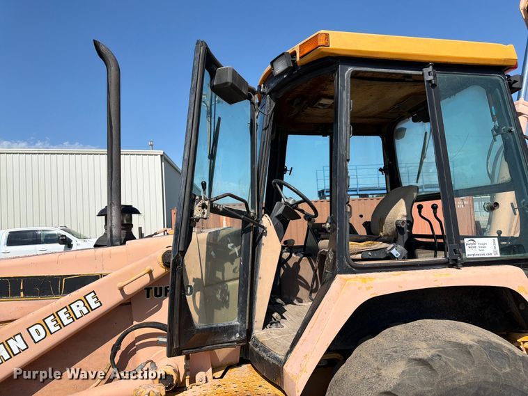 image for item FK3008 1994 John Deere 510D backhoe
