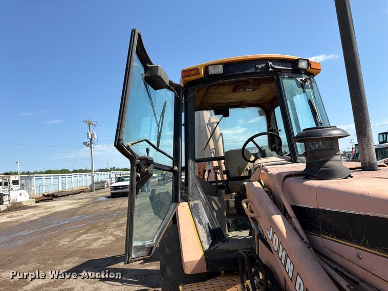 image for item FK3008 1994 John Deere 510D backhoe