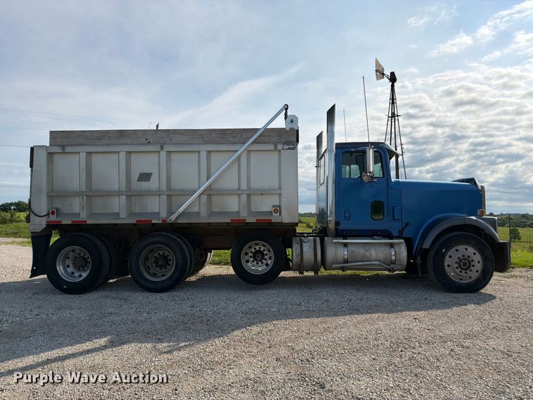 image for item FK3094 1994 International 9300 dump truck