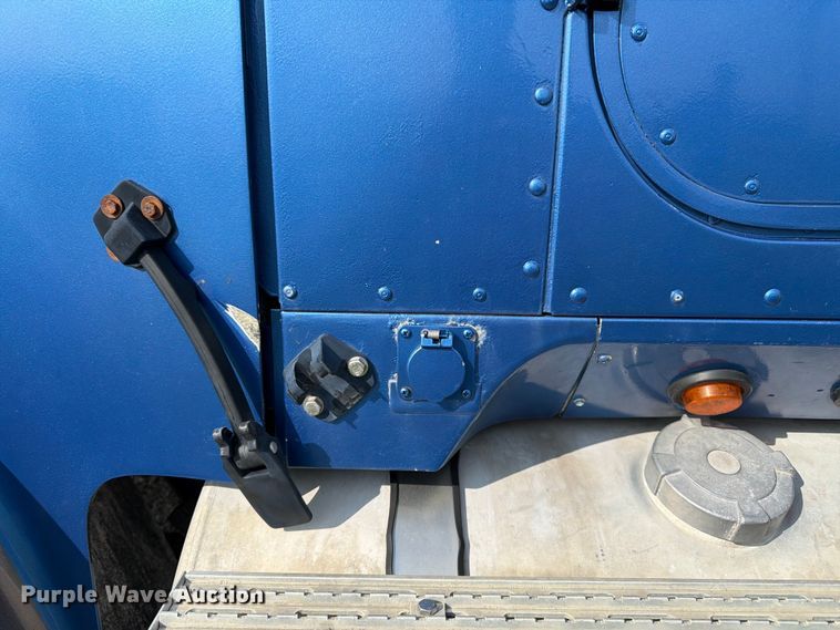 image for item FK3094 1994 International 9300 dump truck