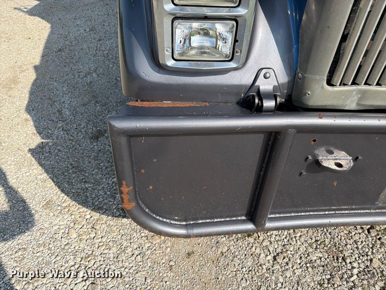 image for item FK3094 1994 International 9300 dump truck
