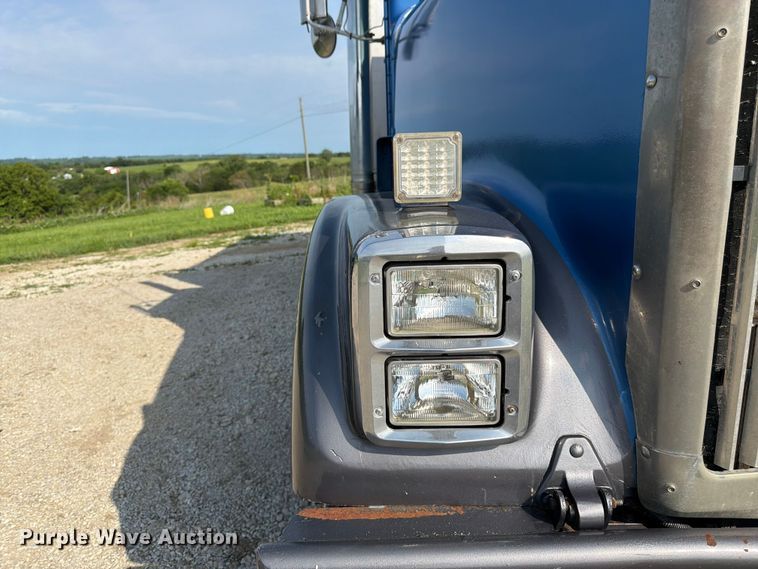 image for item FK3094 1994 International 9300 dump truck