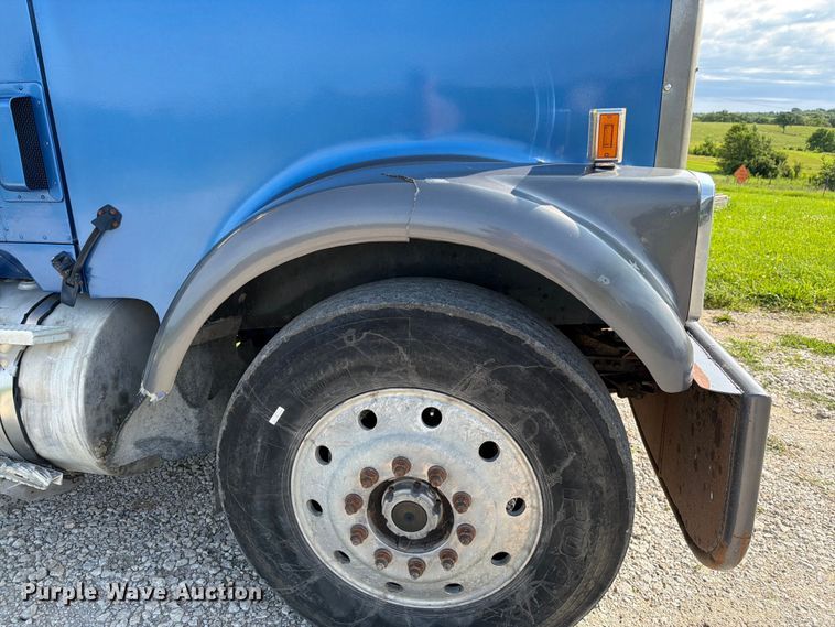 image for item FK3094 1994 International 9300 dump truck