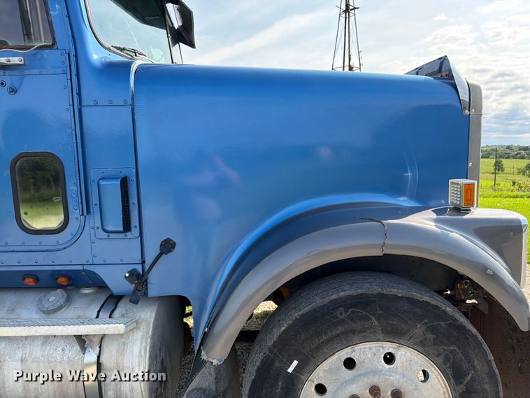 image for item FK3094 1994 International 9300 dump truck