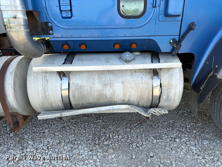 image for item FK3094 1994 International 9300 dump truck