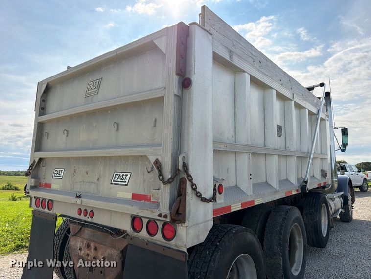 image for item FK3094 1994 International 9300 dump truck