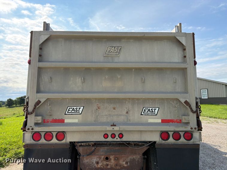 image for item FK3094 1994 International 9300 dump truck