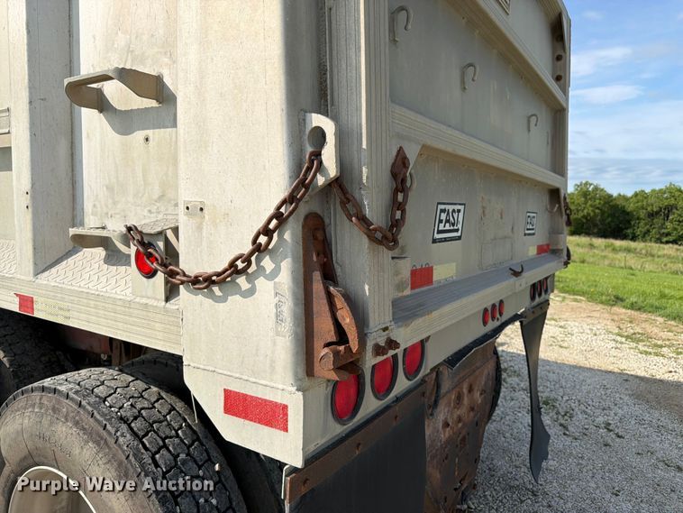 image for item FK3094 1994 International 9300 dump truck