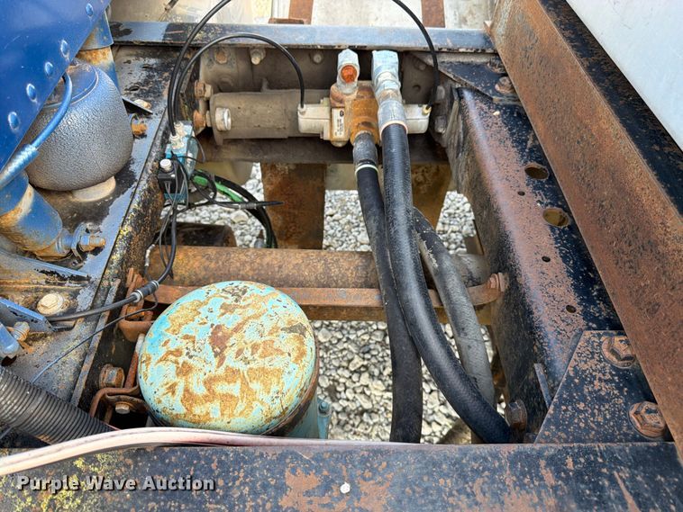image for item FK3094 1994 International 9300 dump truck