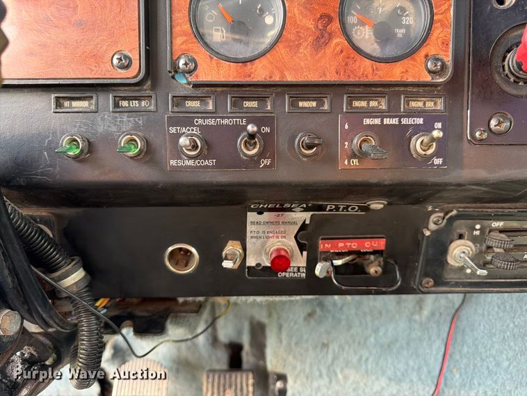 image for item FK3094 1994 International 9300 dump truck