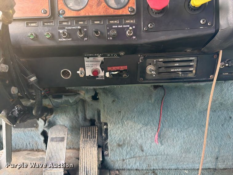 image for item FK3094 1994 International 9300 dump truck
