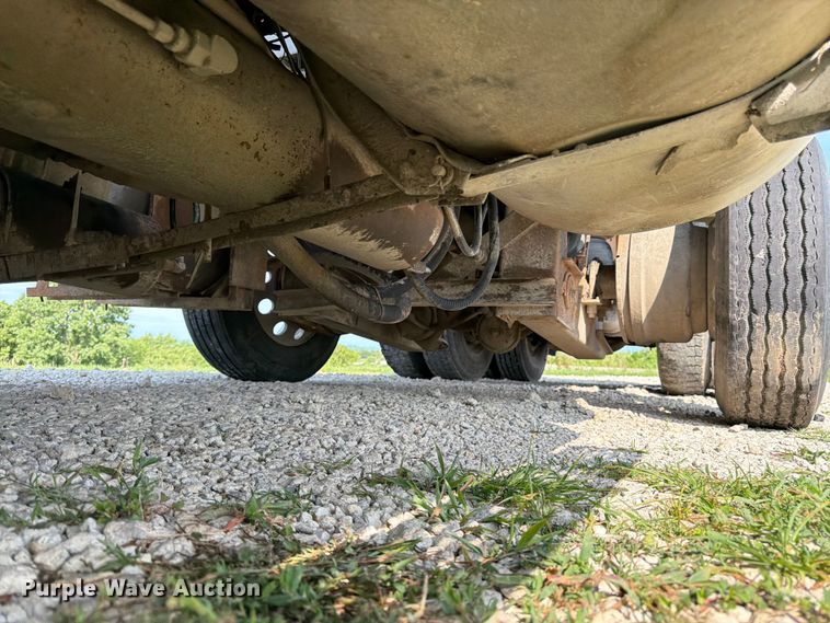 image for item FK3094 1994 International 9300 dump truck