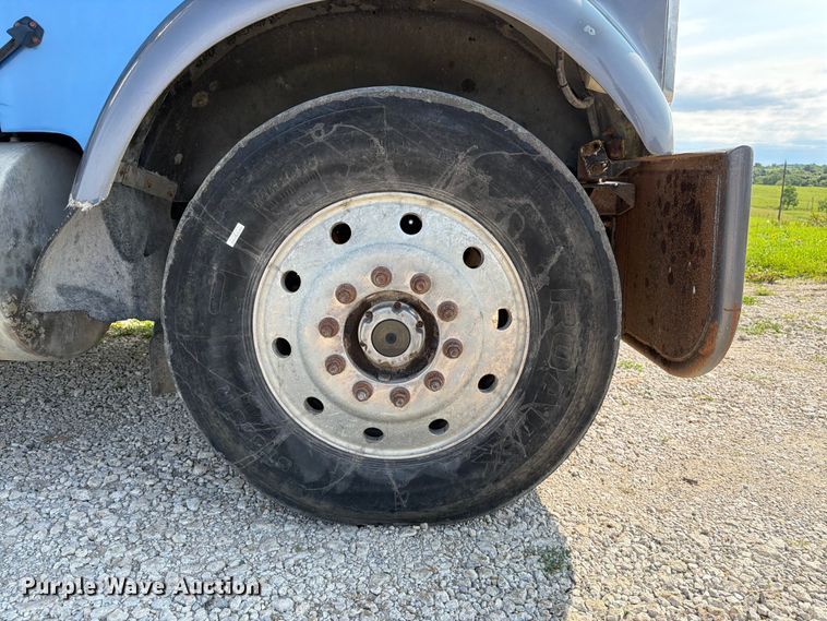 image for item FK3094 1994 International 9300 dump truck