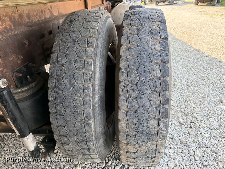 image for item FK3094 1994 International 9300 dump truck