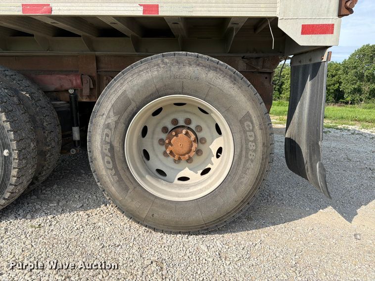image for item FK3094 1994 International 9300 dump truck