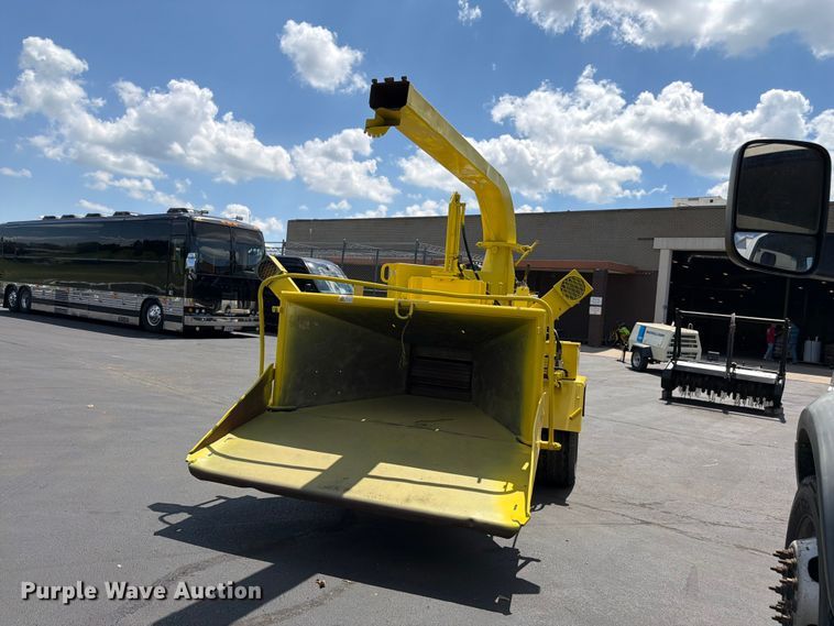 image for item FK3155 Bandit wood chipper