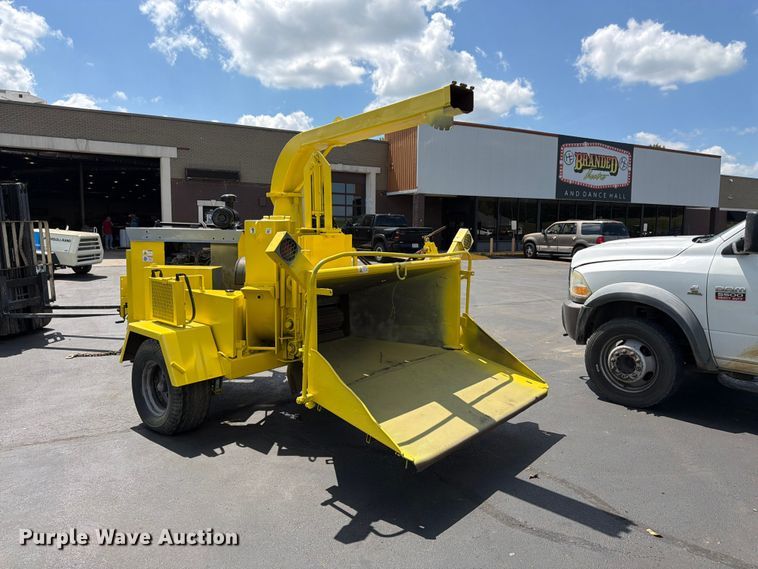 image for item FK3155 Bandit wood chipper